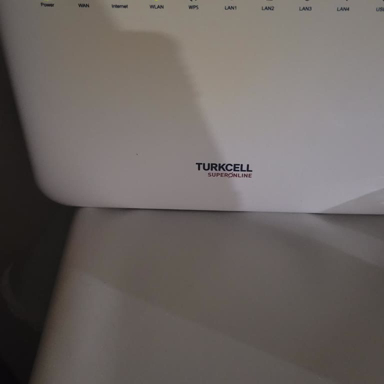 Uzun Süreli İnternet Kesintisi Nedeniyle Mağduriyet Ve Bilgilendirme Eksikliği