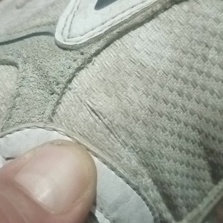 Kısa Sürede Yırtılan Spor Ayakkabının Değişim Talebinin Reddedilmesi