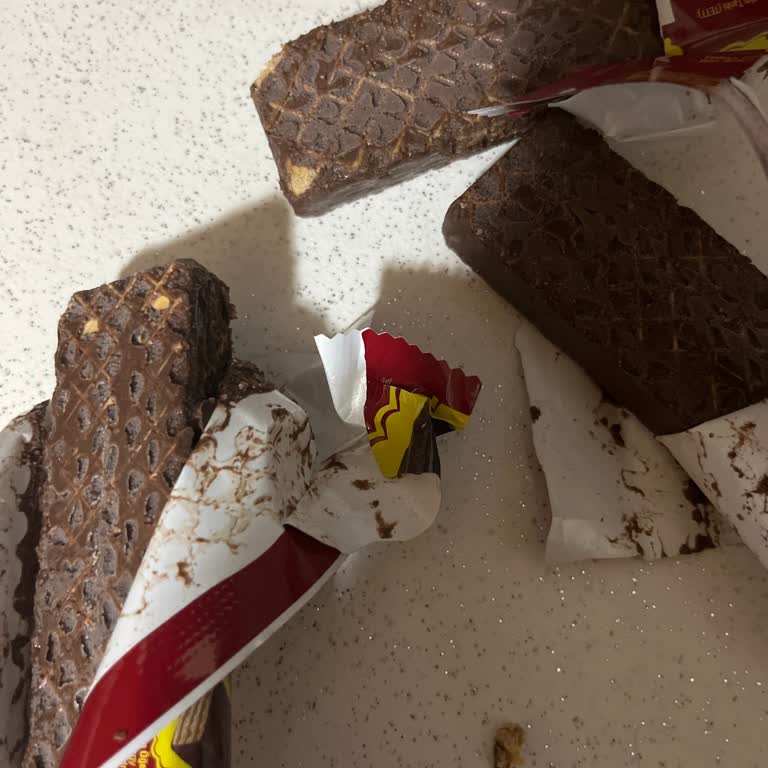 A101'den Aldığım Çikolataların Son Kullanma Tarihi Geçmeden Küflü Çıkması