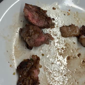 Köfteci Yusuf Antrikotun Çiğ Ve Sert Gelmesi Nedeniyle Büyük Hayal Kırıklığı Yaşadım