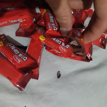 Torku Gofret Paketinden Hasarlı Ve Açık Ürün Çıktı, Güvenim Sarsıldı