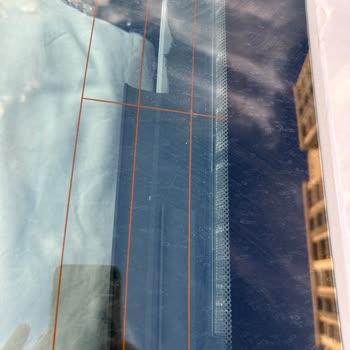 BMW 3.20 F30 Araçta Cam Fitili Ve İç Aksamda Güneş Kaynaklı Erime Sorunu