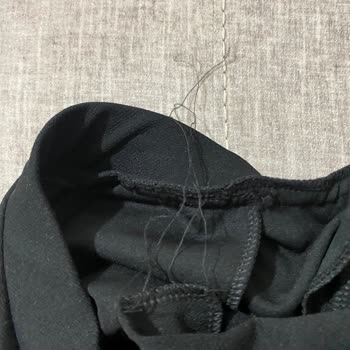 Satın Alınan Pantolonda Kırık İğne Ve Defo Sorunu