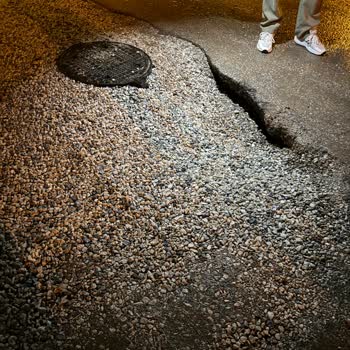 Yol Çalışması Sonrası Oluşan Çukurlar Nedeniyle Aracım Zarar Gördü Ve Mağduriyet Yaşadım