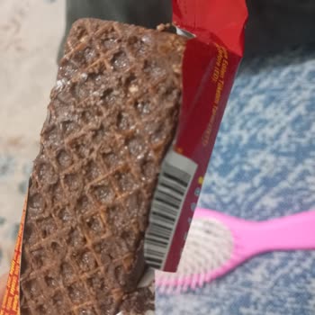 Aldığım Çikolatalı Gofrette Kurt Çıkması Ve Sağlık Endişesi