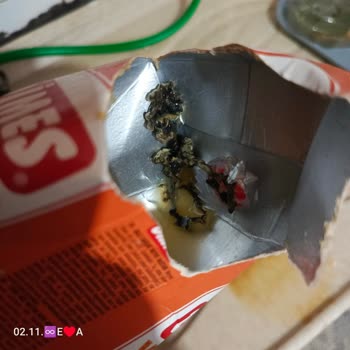 Meyve Suyunda Anormal Tat Ve Belirsiz Maddeyle Karşılaştım