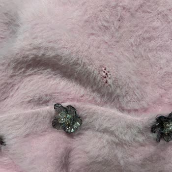 Defolu Hırka Gönderildi İade Talebim Reddedildi Mağduriyetim Giderilmiyor