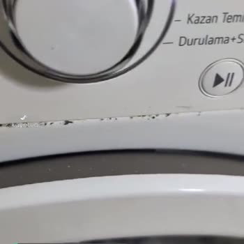 LG Çamaşır Makinesinde Boya Atması!