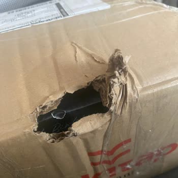 Kargoist İle Gelen Hasarlı Ürün Ve Güven Sorunu