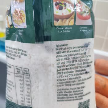 Son Kullanma Tarihi Geçmemiş Lor Peynirinden Küf Çıkması Ve Kötü Koku