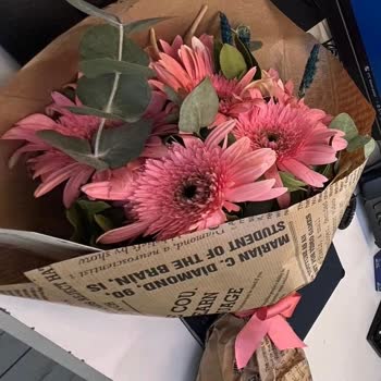 Sipariş Edilen Çiçek İle Teslim Edilen Arasındaki Fark Hayal Kırıklığı Yarattı