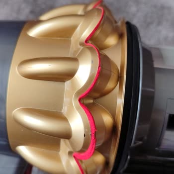 Garanti Kapsamındaki Dyson Süpürgemin Boru Sorunu Ücretli Çözülmek İsteniyor