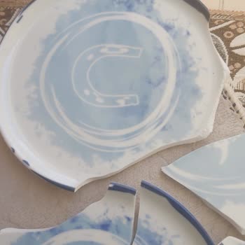 PTT Kargo İle Gönderdiğim Tabaklar Kırık Ulaştı Tazminat Bekliyorum