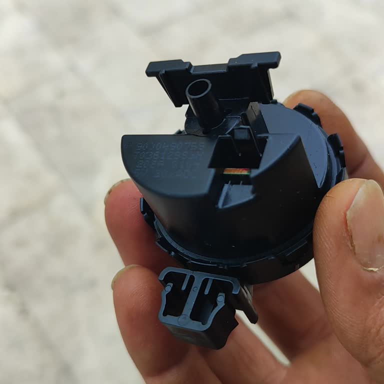 Siparişin Kargolanmaması Ve İletişim Sorunu Nedeniyle İade Talebi