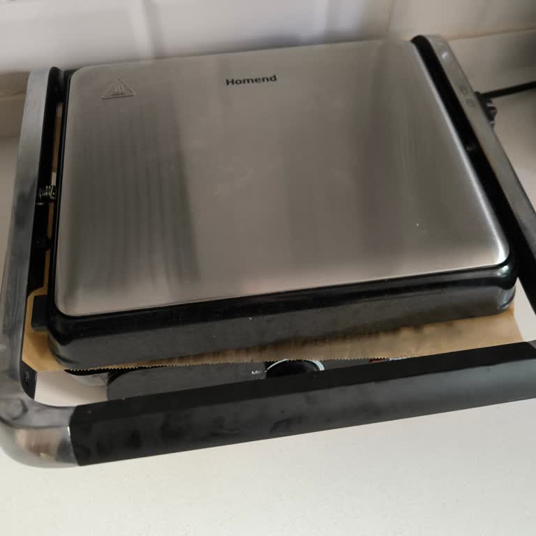 Satın Aldığım Homend Tost Makinesi Arızalı Çıktı, Karaca'dan Çözüm Bekliyorum