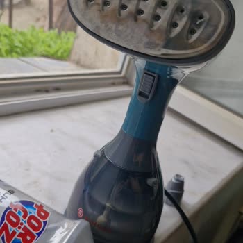 Porçöz Buharlı Ütü Temizleyici Ütümün Plastik Aksamını Eritti Ve Yoğun Duman Çıkardı