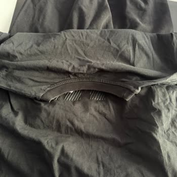 Mavi Tişörtte Kısa Sürede Renk Solması Ve Değişim Talebim Karşılanmadı