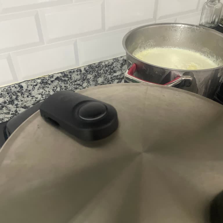 Fissler Vitaquick Düdüklü Tencerede Sürekli Hava Kaçırma Ve Pişirme Sorunu