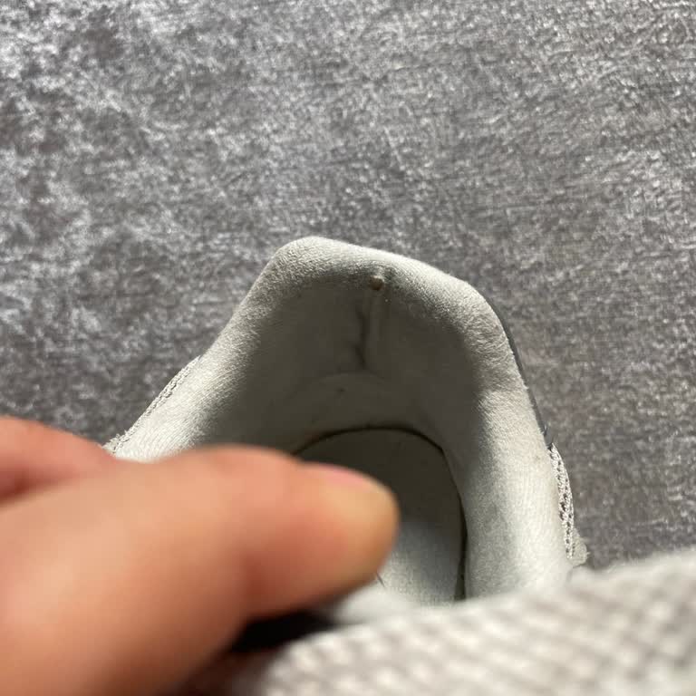 Kısa Sürede Yırtılan Ayakkabıya Garanti Kapsamında Çözüm Bulunmuyor