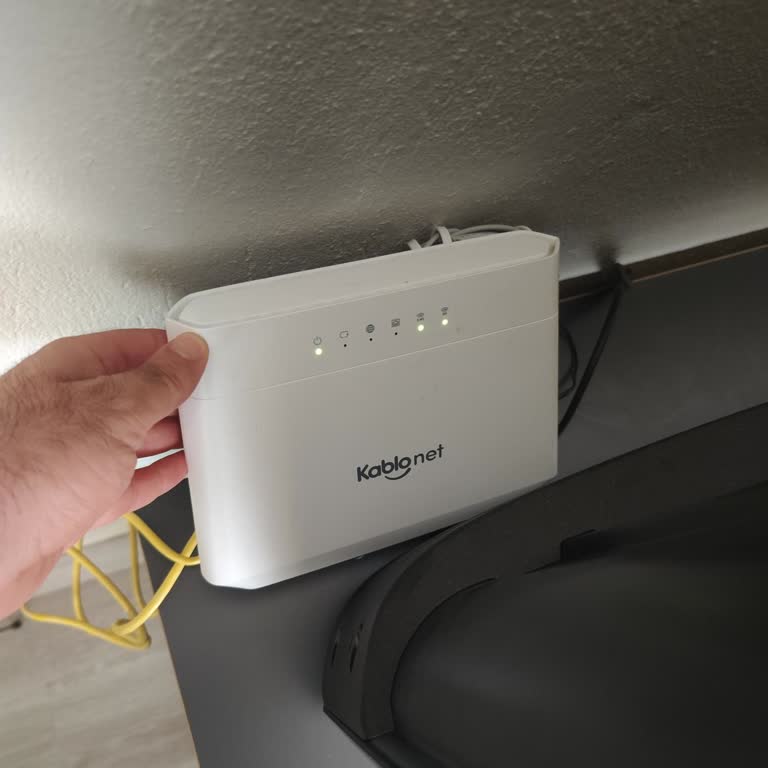 Aylarca Çözülemeyen İnternet Kesintisi Nedeniyle Yaşanan Mağduriyet Ve Geri Ödeme Talebi