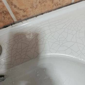 İdevit Lavabo Yüzeyinde Kendiliğinden Oluşan Çatlaklar Ve Garanti Belirsizliği