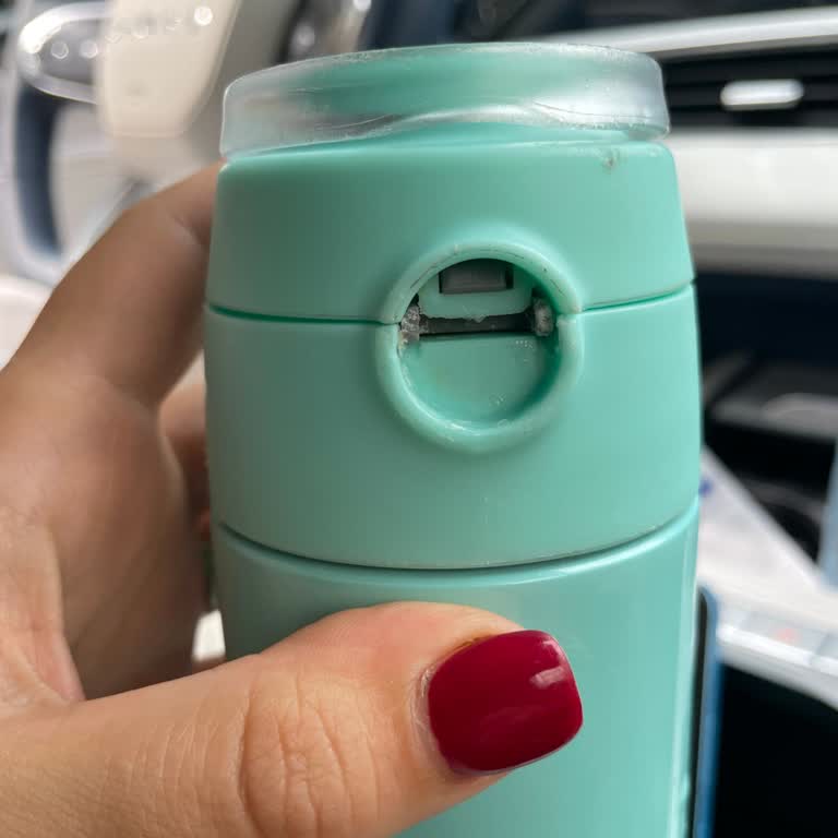 Baby Plus Termosun Butonu Kısa Sürede Koparak Kullanılamaz Hale Geldi