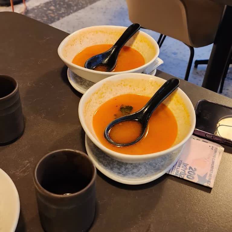 Sushico Konyaaltı'nda Tom-Yam Çorbası Ve Sonrası Sağlık Sorunu Yaşadık