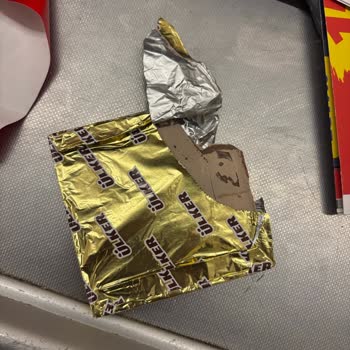 Bozuk Çikolata İçin İade Reddi Ve Müşteri Hizmetlerinden Yanıt Alınamaması