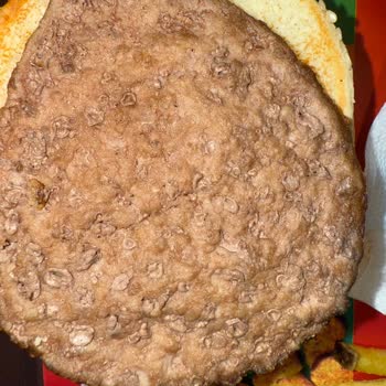 Burger King Güneşli Şubesinde Kalitesiz Et Ve İlgisiz Müdür Davranışı