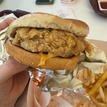 Yanıltıcı Ürün Görselleri Ve Kötü Lezzet Nedeniyle Hayal Kırıklığı