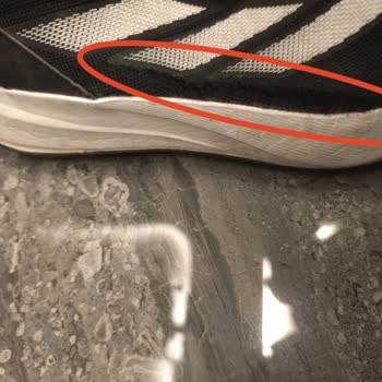 FLO Ayakkabı Aldığım Spor Ayakkabının Yırtılması Ve FLO'nun Çözüm Sunmaması