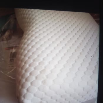 Lekeli Ve Kullanıma Uygun Olmayan Yastıklar İçin İade Sorunu Ve Ücret İadesi Talebi