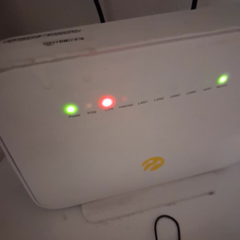 Sürekli Kesilen İnternet Ve Çözülmeyen Mağduriyet