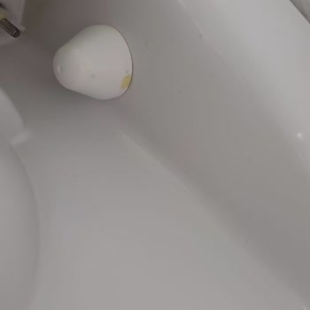 ECA Hygiene Plus Klozetlerde Sürekli Su Damlaması Ve İade Reddi Mağduriyeti