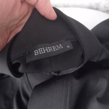 Behrem Tekstil 3500 TL Verdiğim Kap İki Kez Giyince Kabardı Ve Kullanıcı Hatası Dediler