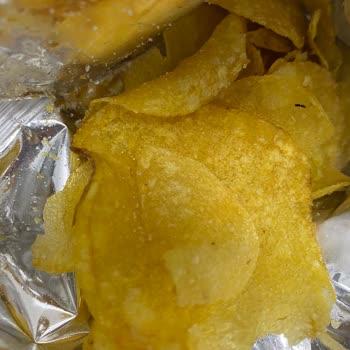 Aldığım Cipsler Aşırı Tuzlu Ve Rengi Değişmiş Çıktı