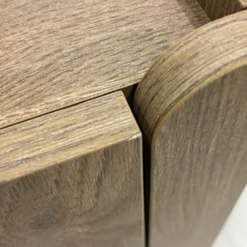 Satın Aldığım TV Ünitesinde Kırık Ve Hatalı Montaj Mağazaya Ulaşamıyorum