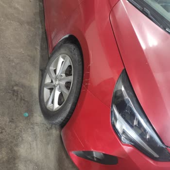 Spoticar İlanında Gerçek Dışı Araç Fotoğrafları Ve Yetersiz Satış Desteği