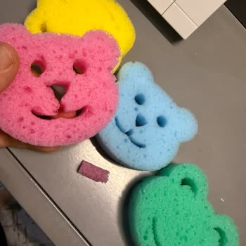 Bebek Banyo Süngeri Sert Çıktı, Çocuklarımda Kızarıklık Yaptı