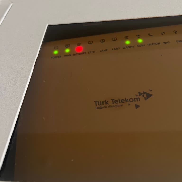 Resmi Tatilde İki Gündür Tamamen Kesilen İnternet Hayatımı Olumsuz Etkiledi