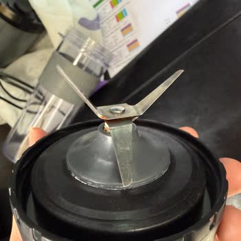 Az Kullanılan Blenderın Bıçağı Hızla Paslandı, Değişim Talep Ediyorum