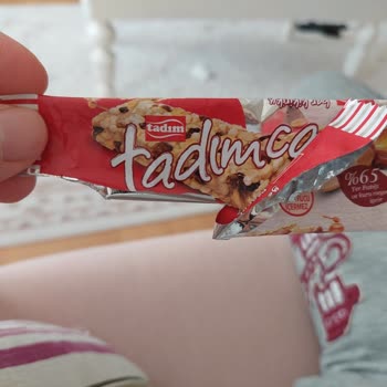 Yer Fıstıklı Bar İçinden Taş Çıkması Ve Yanıtsız Kalan Şikayet