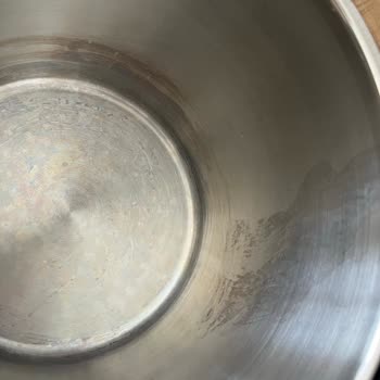 Yeni Alınan Fissler Düdüklü Tencerede Paslanma Ve Lekelenme Sorunu