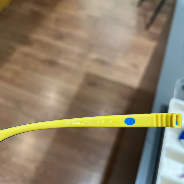 Kırılmaz Olarak Satılan Gözlük Kısa Sürede Kırıldı, Stok Sorunu Mağduriyet Yarattı