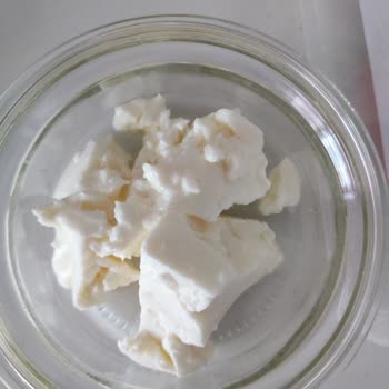 Ekici Beyaz Peynirin Kıvamı Sürekli Değişiyor Ve Son Üründe Tamamen Dağıldı