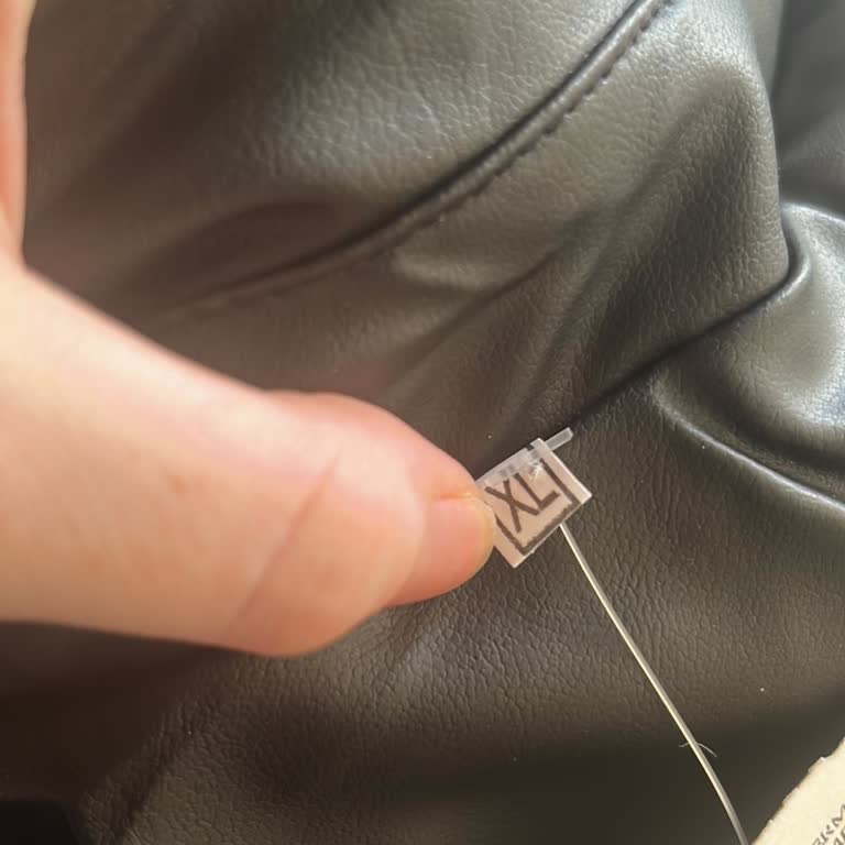 Yanlış Beden Ve İlgisiz Müşteri Hizmeti Güvenimi Sarsıyor