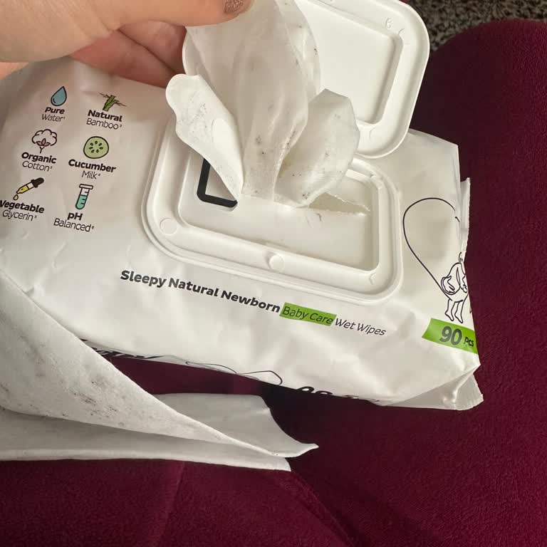 Yeni Doğan Bebek Islak Mendillerinde Küf Ve Kötü Koku Şoku!