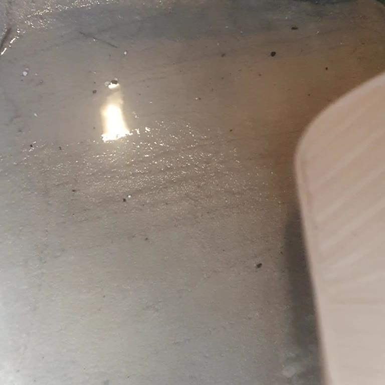 BMW 3 Serisi Kapı Kolları Ve Cam Fitili Eriyor Servis Dönüş Yapmıyor