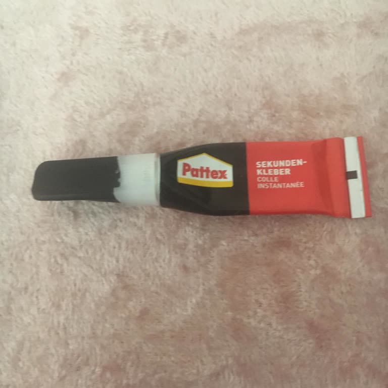 Aldığım Yapıştırıcı Hiçbir Şey Yapıştırmadı