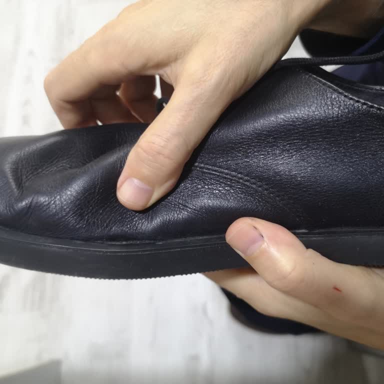 Kısa Sürede Parçalanan Camper Ayakkabı İçin Değişim Talebi Ve İletişim Sorunu